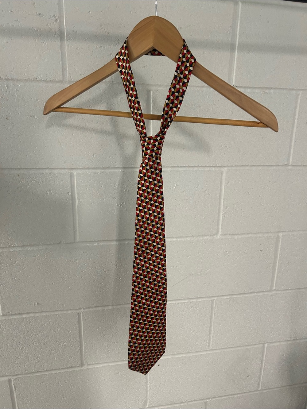 Carolina Herrera | Men's Geometric Pattern Red and Black Silk Tie
